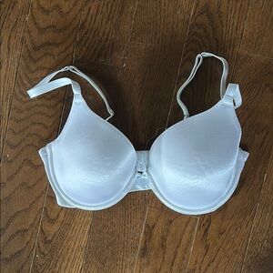 Aerie “Sofia” Elegant White Bra- Size 32D